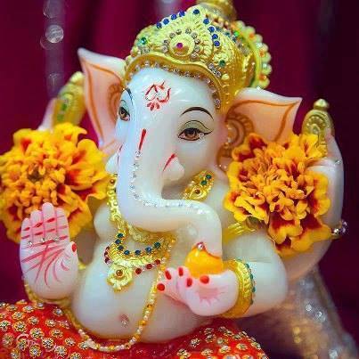 GANESHA WALLPAPERS 