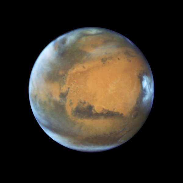 Mars-2016-Hubble-e1463679260844